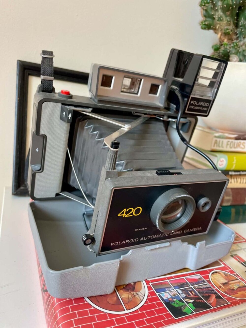Vintage Polaroid Automatic Land Camera 420